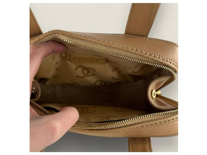 Borsa a mano Chanel con cucitura selvaggia beige - vista 13