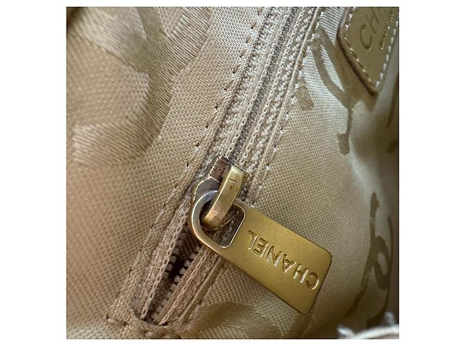 Borsa a mano Chanel con cucitura selvaggia beige - vista 15
