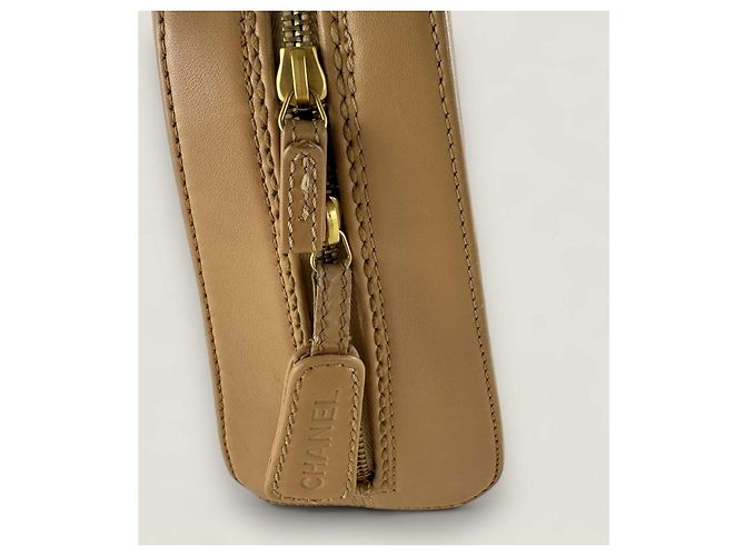 Borsa a mano Chanel con cucitura selvaggia beige - vista 18