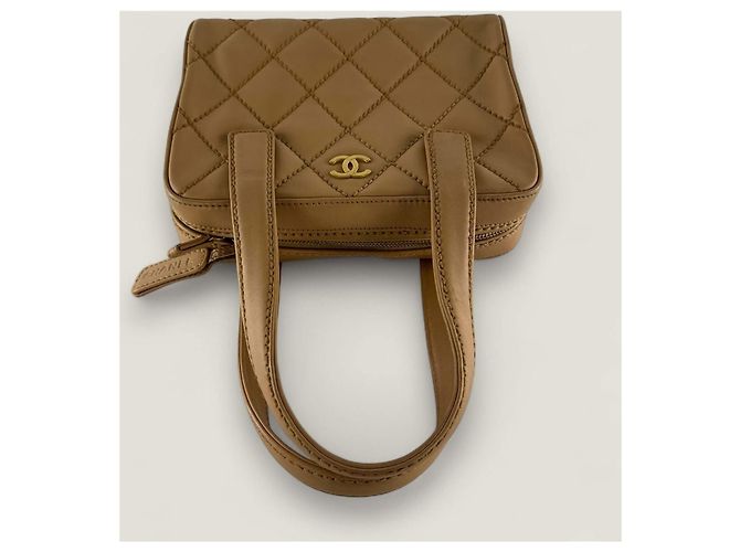 Borsa a mano Chanel con cucitura selvaggia beige - vista 19