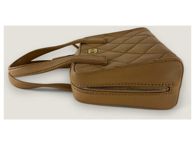 Borsa a mano Chanel con cucitura selvaggia beige - vista 6