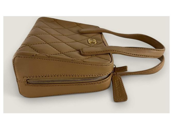 Borsa a mano Chanel con cucitura selvaggia beige - vista 7