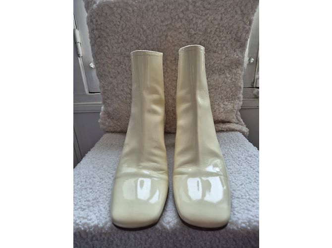 Bruno Magli Lackleder-Stiefeletten, Größe 39, AGL - Ansicht 3