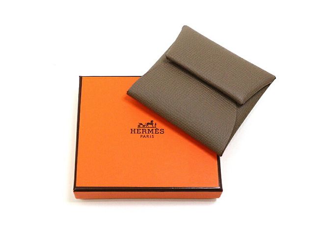 Hermès Monedero de cuero Epsom de Hermes en gris Etoupe Gris pardo - vista 2