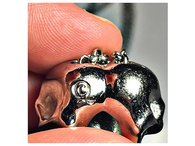 Echter Alexander McQueen seltener silberner Doppel-Swarovski-Schädel-Halskette Silber Hardware - Ansicht 10