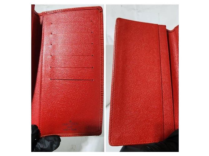 Billetera de cheques de cuero Epi Louis Vuitton roja - vista 11