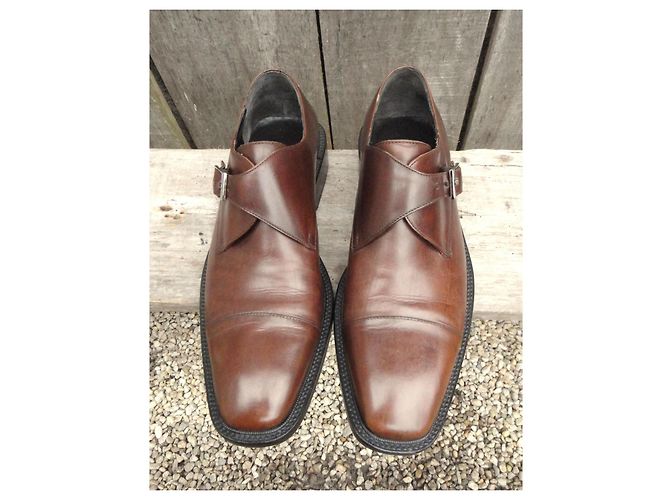 Gucci sapatos com fivela de couro marrom - vista 3