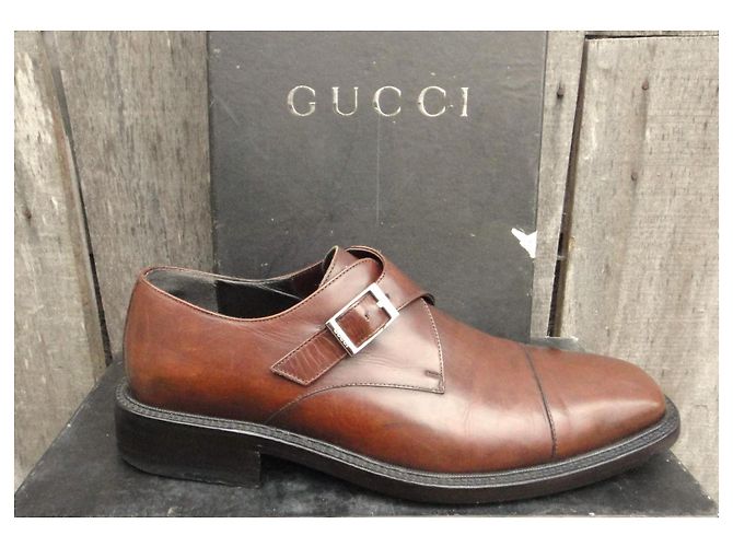Gucci sapatos com fivela de couro marrom - vista 7