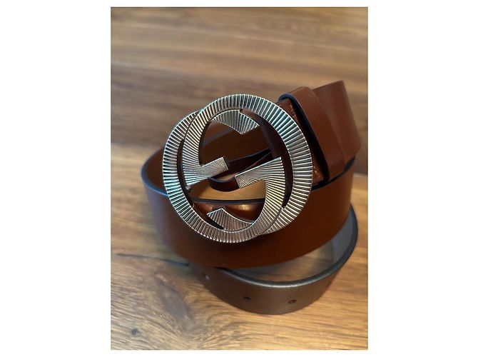 Gucci GG Gürtel aus braunem Leder - Ansicht 4
