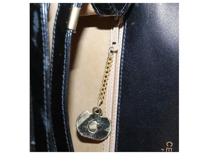 Céline Borsa a spalla a forma di carrozza trainata da cavallo CELINE Smalto Nero Auth bs24388 - vista 19