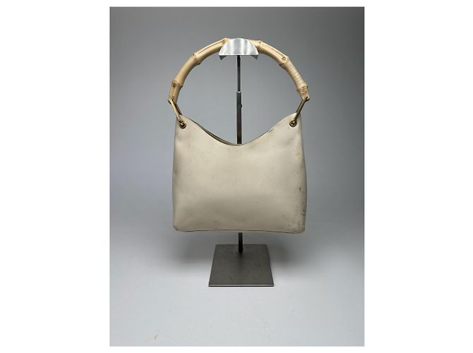 Bamboo Vintage Gucci Lederhandtasche mit Bambus in Weiß - Ansicht 2