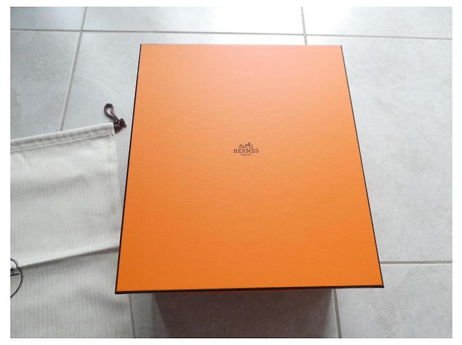 Hermès-Box für originale Birkin 25 mit ihrem Dustbag 37X44 aus Chevron-Canvas - Ansicht 3