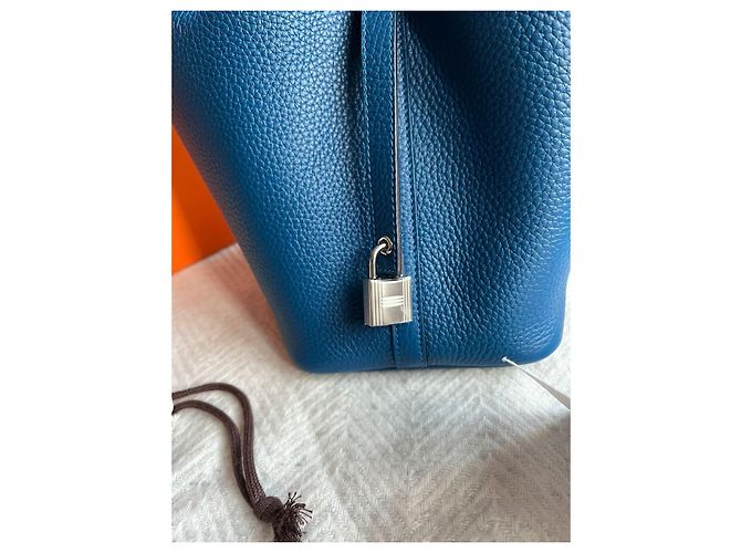 Hermès Picotin 18 em Bleu Tie, Nova Cor de S/S 25 Azul - vista 4