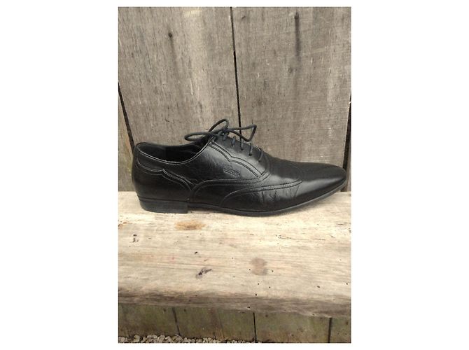 Gucci Richelieu scarpe stringate in pelle nera Nero - vista 10