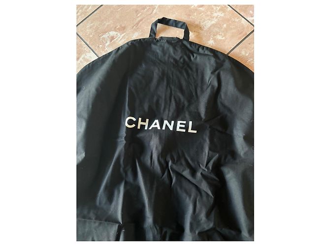 Borsa per abiti Chanel in cotone nero e bianco - vista 3