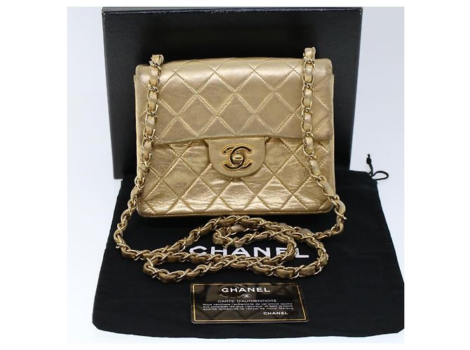 CHANEL Matelassé Borsa a Spalla con Catena e Chiusura Girevole in Pelle di Agnello Oro CC Auth 53752SA - vista 12