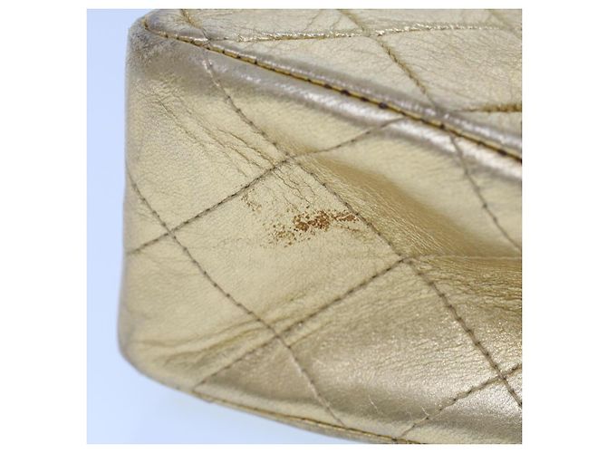 CHANEL Matelassé Borsa a Spalla con Catena e Chiusura Girevole in Pelle di Agnello Oro CC Auth 53752SA - vista 5