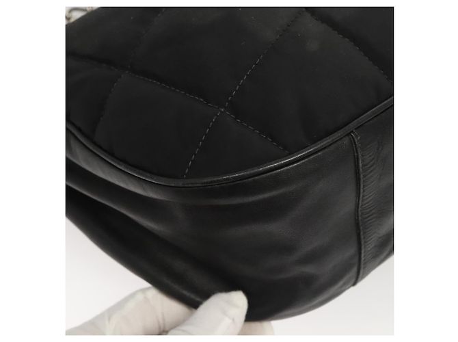 CHANEL Borsa a Spalla Choco Bar con Catena Nylon Nero Argento CC Auth 118385 - vista 13