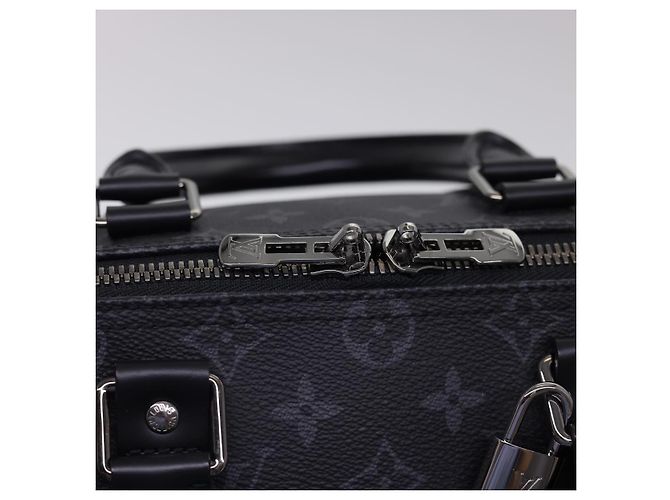 LOUIS VUITTON Eclipse Keepall Bandouliere 45 Borsa Boston M43278 LV Auth 40033S Monogramma - vista 19