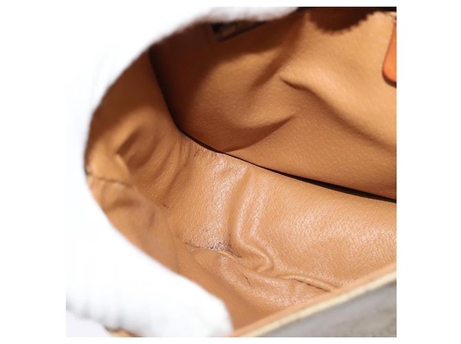 Céline Borsa a spalla in tela Macadam CELINE PVC beige oro Auth 118209 D'oro - vista 19