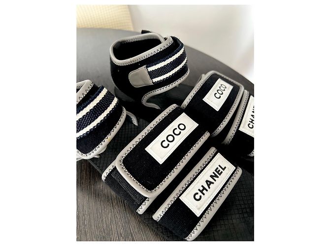 Sandali Chanel Neri in Gomma Taglia 40 Nero - vista 3