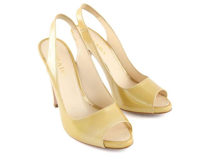 Prada Kamel-farbenes Lackleder-High Heels - Ansicht 3