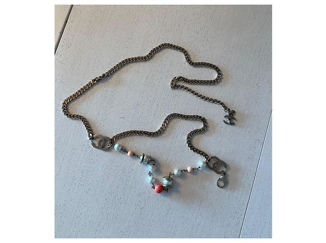 Cintura a catena Chanel con conchiglia e logo Metallico - vista 2