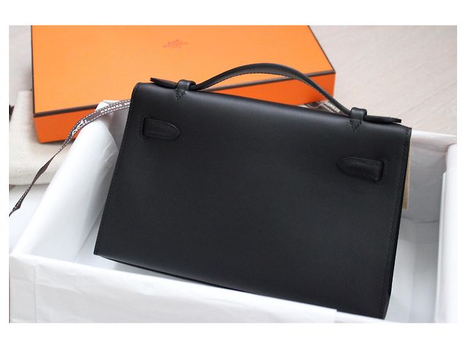 HERMÈS KELLY POCHETTE 2023 HSS NERO SWIFT GRIGIO PERLA - vista 4