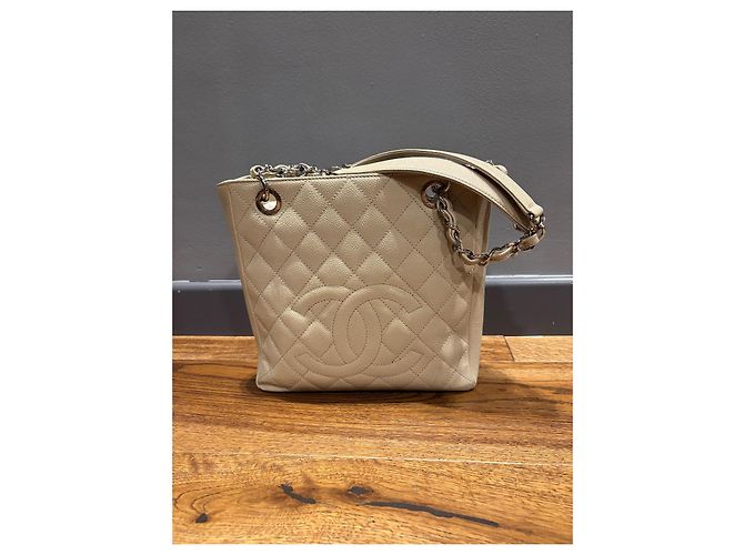 Borsa da shopping Petit Chanel Beige - vista 11