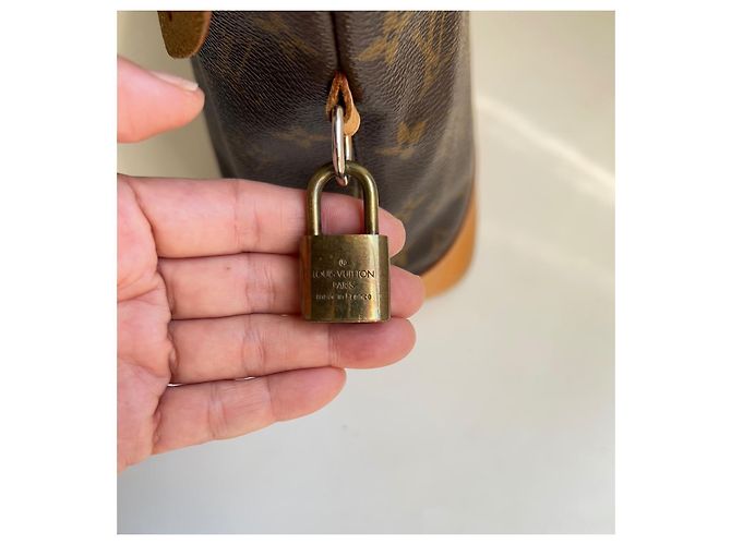 Louis Vuitton Lockit Vertical Monogram Braun - Ansicht 6