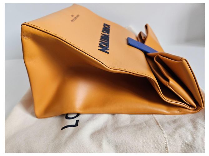 Borsa da sandwich Louis Vuitton uomo sfilata 2024 Arancione - vista 5
