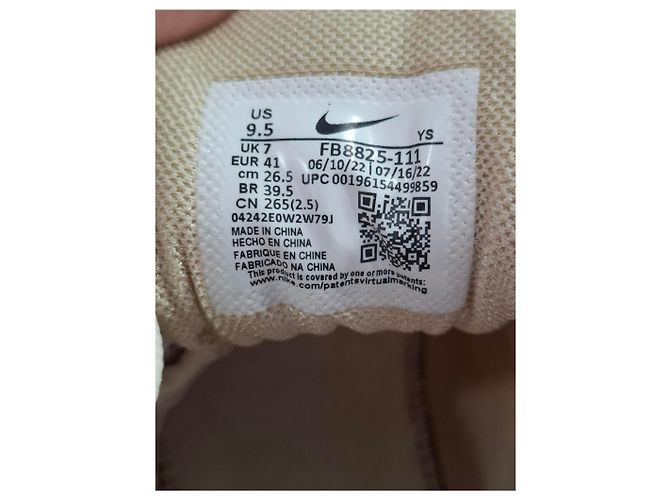Tênis Nike Zoom Vomero 5 em sintético bege - vista 21