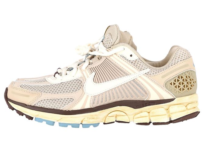 Tênis Nike Zoom Vomero 5 em sintético bege - vista 5