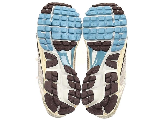 Tênis Nike Zoom Vomero 5 em sintético bege - vista 7