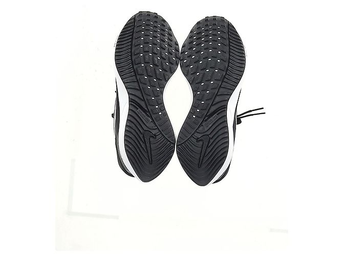 Sneakers Nike Air Zoom Vomero 16 in nylon nero - vista 18
