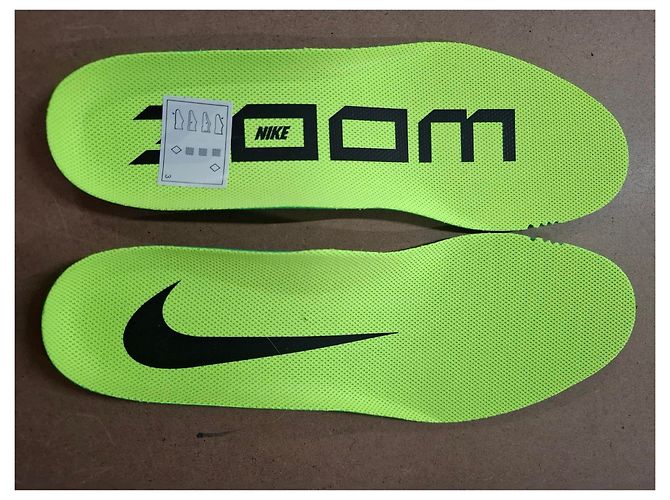 Sneakers Nike Air Zoom Vomero 16 in nylon nero - vista 22