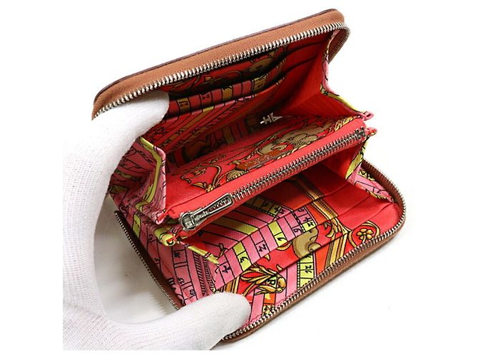 Porta-moedas compacto em seda Azap da Hermès Dourado - vista 4