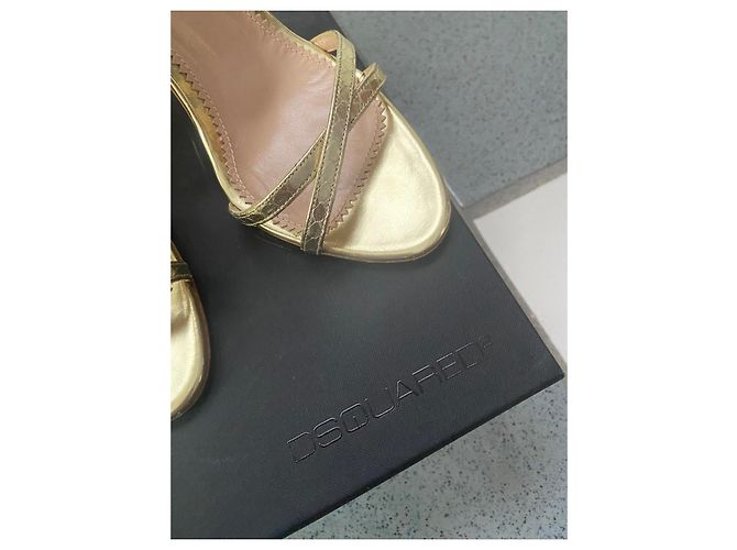 Dsquared2 Skulpturale Absatzsandalen Golden - Ansicht 6