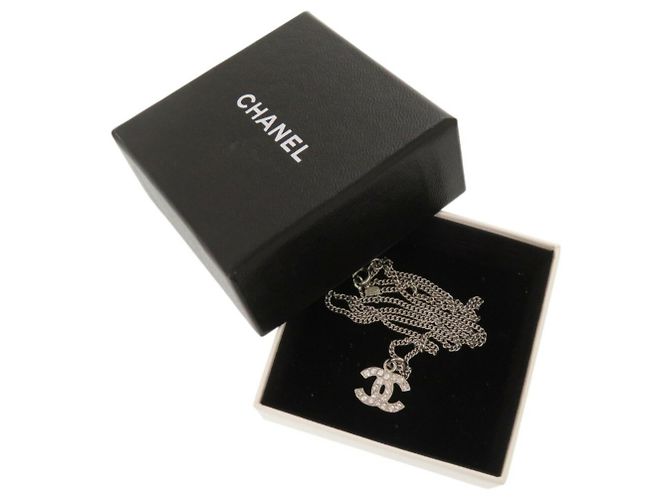 Collana in strass argento Chanel Coco Mark - vista 3