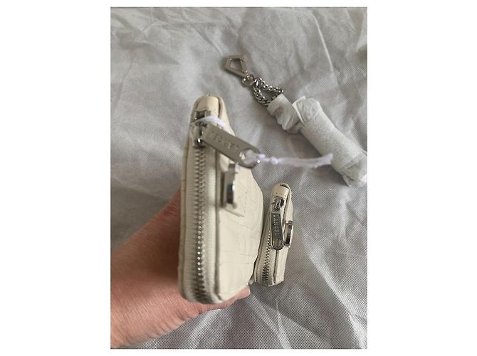 Lancel Midi-Minuit Bolsa para Telefone em Couro Acolchoado Branco - vista 11