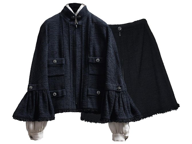 Chanel Look 35/71 dei Giardini di Versailles in passerella Blu navy Blu scuro - vista 18