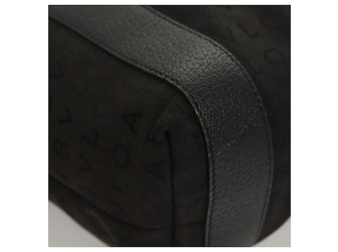 Bulgari Borsa a spalla BVLGARI Logo mania in nylon nero e argento Auth bs24412 - vista 15