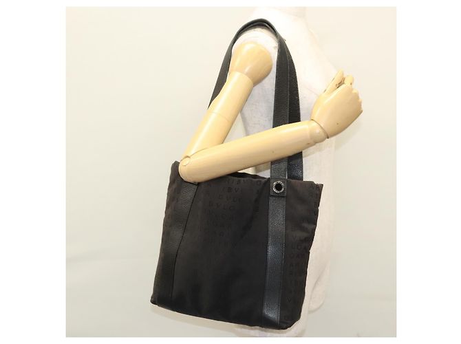 Bulgari Borsa a spalla BVLGARI Logo mania in nylon nero e argento Auth bs24412 - vista 22