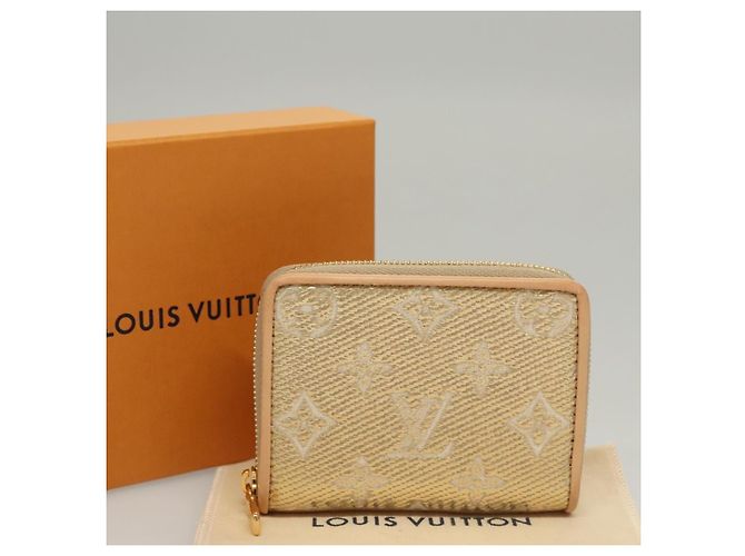 Monedero Zippy de jacquard laminado Monogram LOUIS VUITTON M82483 Auth 116266SM Dorado - vista 12