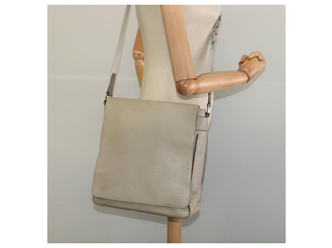 LOUIS VUITTON Borsa a Spalla Taiga Milo Porer M32633 LV Auth bs24258 - vista 23
