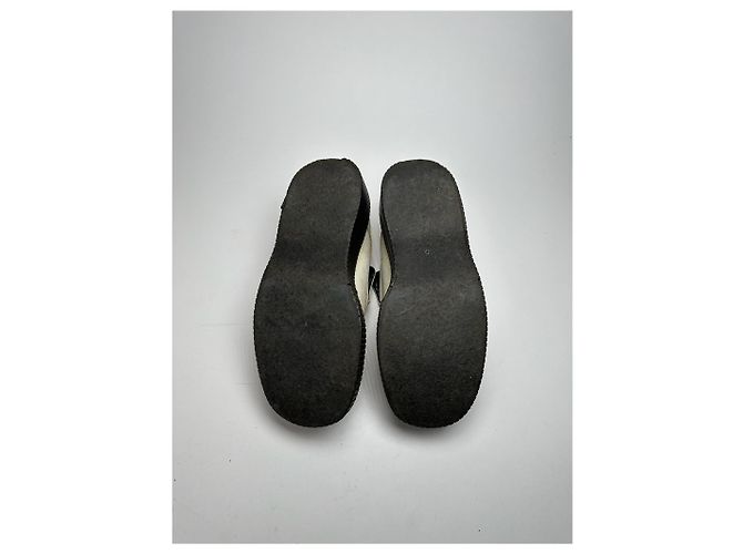 Sneaker in pelle vintage Jean Paul Gaultier nero e bianco - vista 4