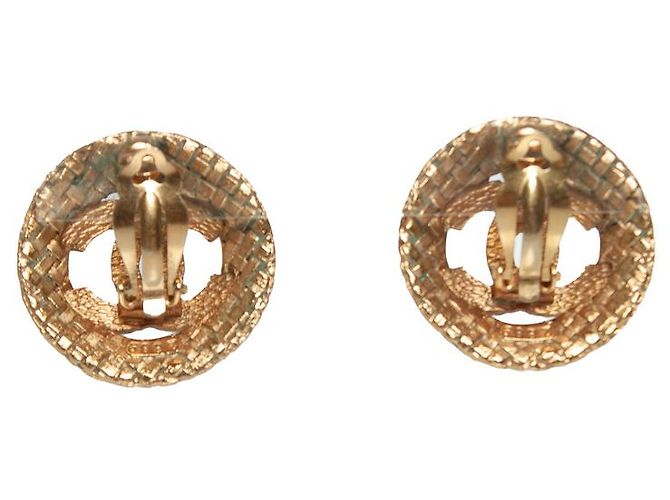 Chanel, gewebte CC Clip-On-Ausschnitt Ohrringe in Gold Schwarz Golden - Ansicht 2