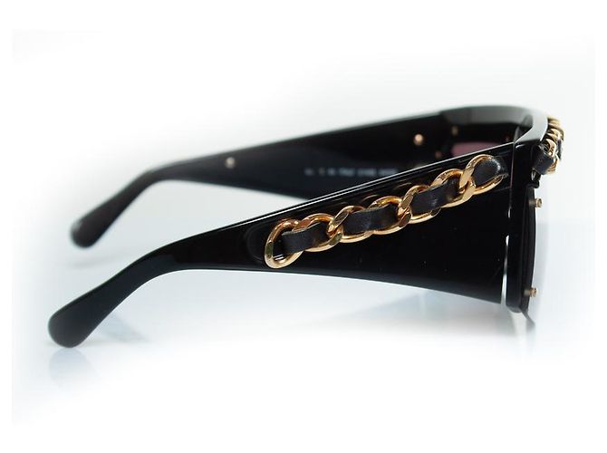 Chanel, occhiali da sole vintage con catena nera Nero - vista 3
