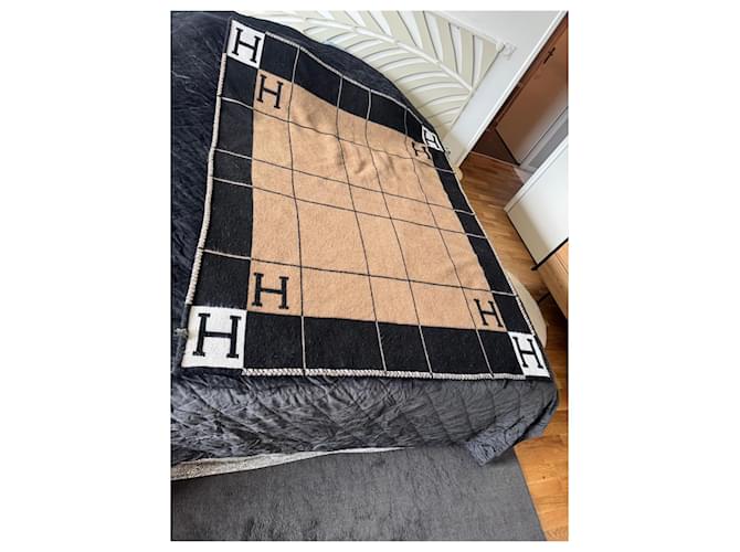 Xale Hermès Preto - vista 6