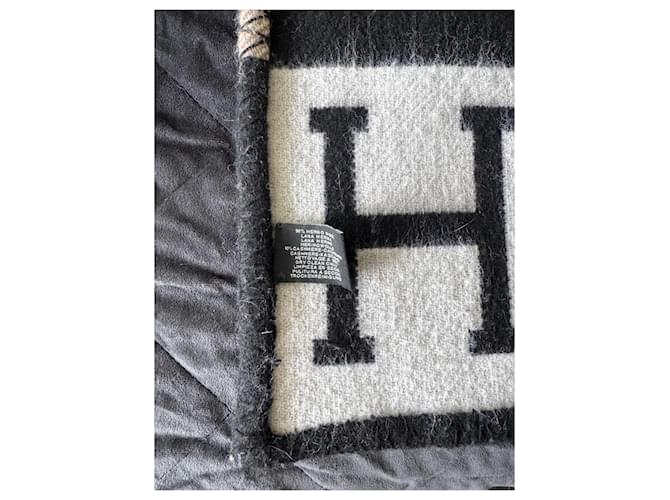 Xale Hermès Preto - vista 9